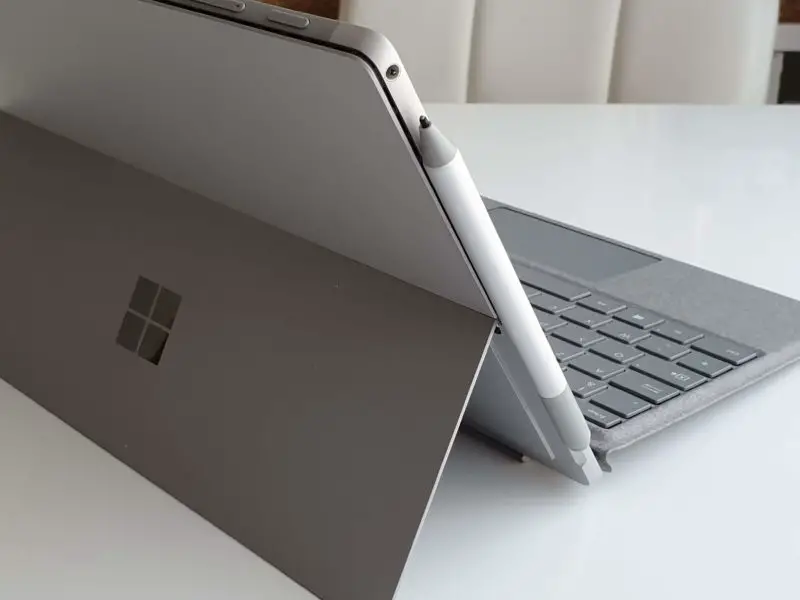 Fixation stylet Surface Pro 6